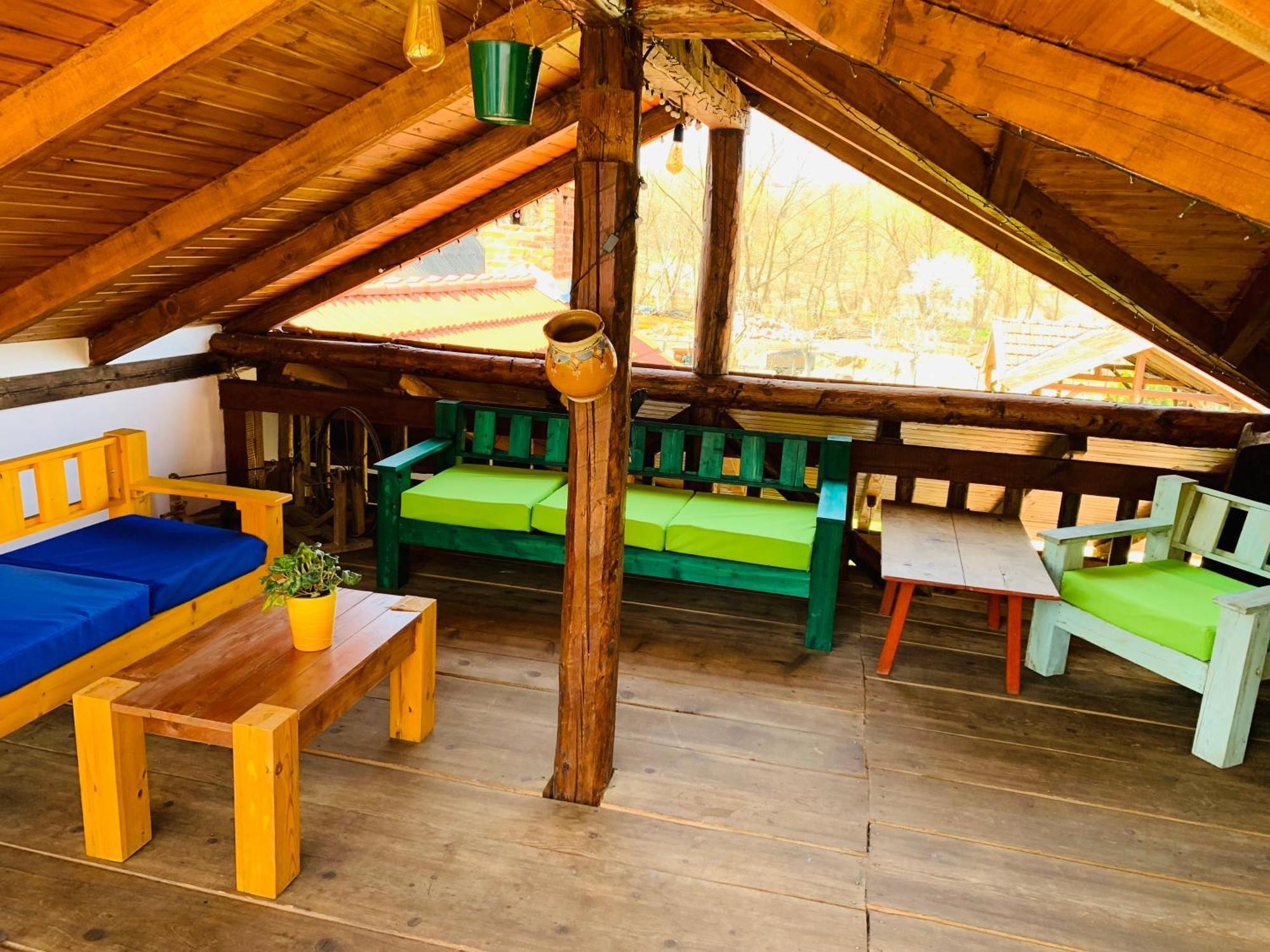 מלון Eftimie Murgu Casa "La Moara Din Gradina" מראה חיצוני תמונה