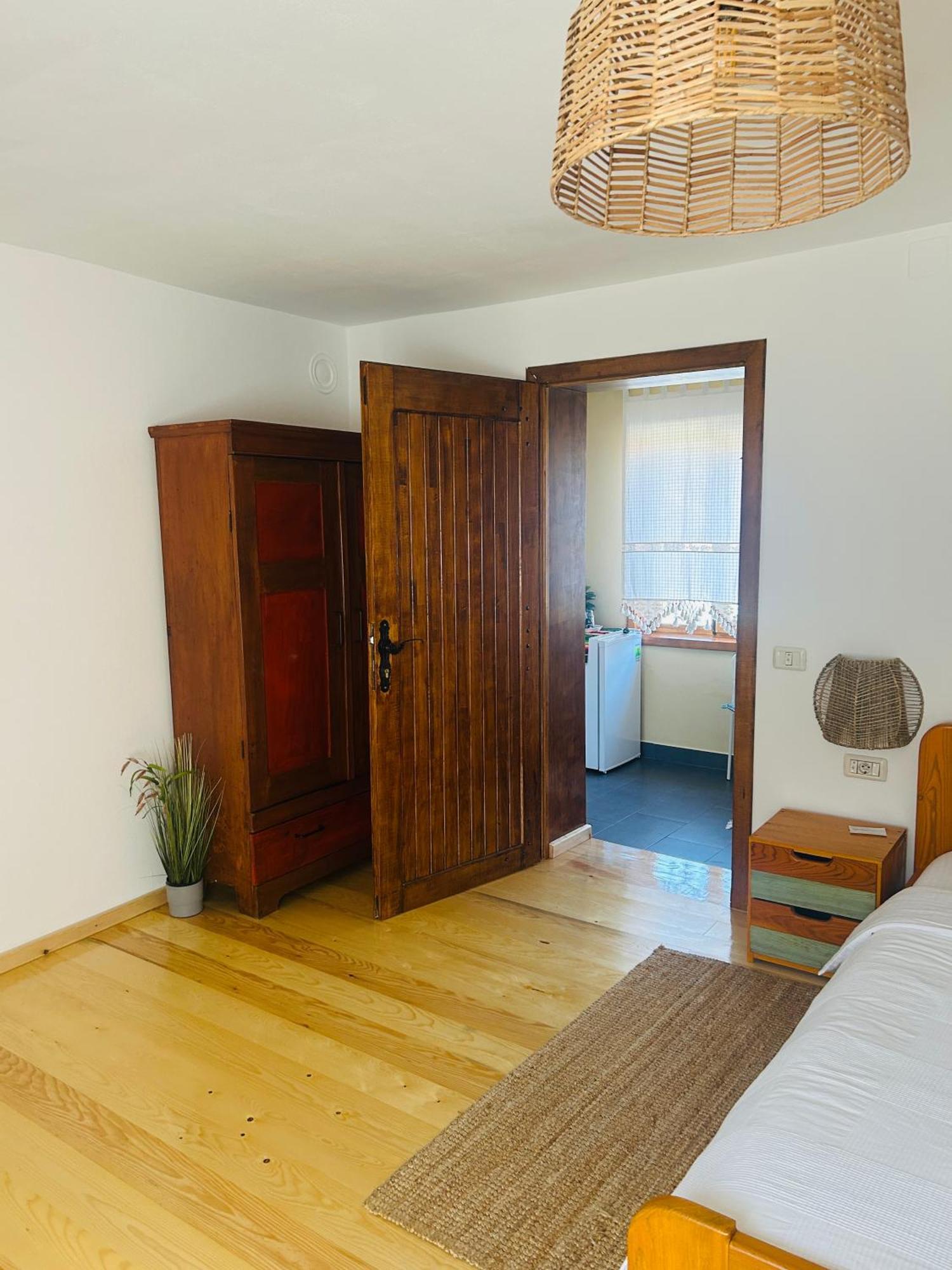 מלון Eftimie Murgu Casa "La Moara Din Gradina" מראה חיצוני תמונה